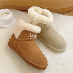 호주 에버어그 2025FW 신상 양털 플러피 미니앵클부츠