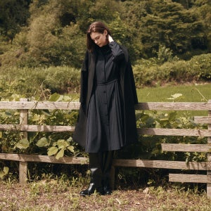 [키이스] 핀스트라이프 버튼업 셔츠 원피스 KE25A1FRD5839