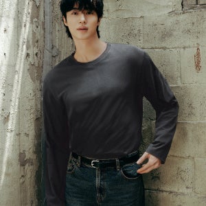[지오다노][변우석] 긴팔 티셔츠 (공용) 025910 01025910