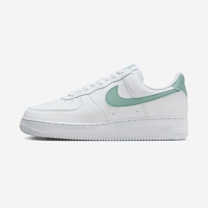 나이키 NIKE 우먼스 에어 포스 1 07 넥스트 네이처 DV3808-112