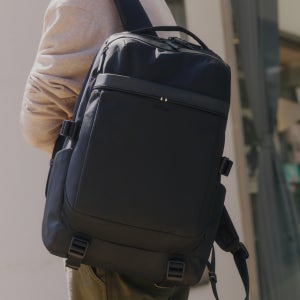 [헤지스 액세서리] [HATCH-BAG] 블랙 코듀라 나일론 백팩 HJBA5F350BK