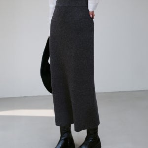 [리이] WOOL BLENDED RIBBED LONG SKIRT