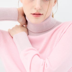 [유닛] 투톤 리브 포인트 프림로즈 터틀넥 풀오버 (UFKKTN342N-L/PINK) UFKKTN342N-16