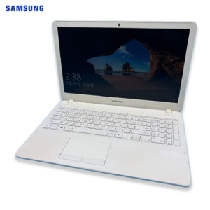 리퍼비시 삼성 올화이트 RAM 8GB SSD 500GB 15.6인치 리퍼 노트북