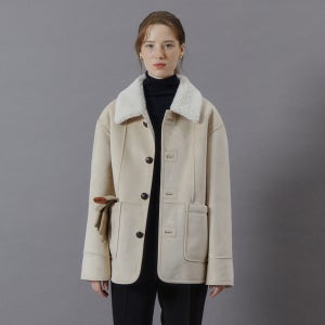 [더아이잗] 스웨이드 시어링 무스탕 자켓 (LIGHT BEIGE) IRVP3FS511