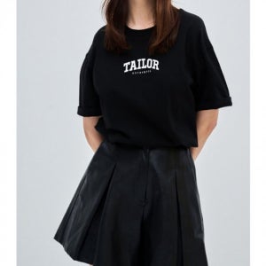 [모노무드] MNO 유니크 검정 탑썸머 핫아이템 신제품 빅핏 하프슬리브 스타일링