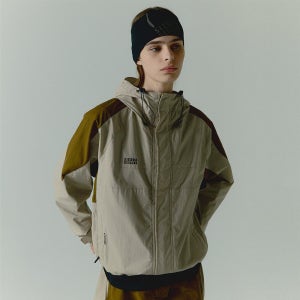 [시에라디자인] W) 코니스(CORNICE) 드라이쉴드 자켓 GREYISH BEIGE