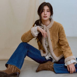[게스] [SUZY] 골드버튼 무스탕 자켓 YP4W7855