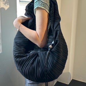 던 팩토리 Luvits Bag Large Black 러비츠백 라지 블랙