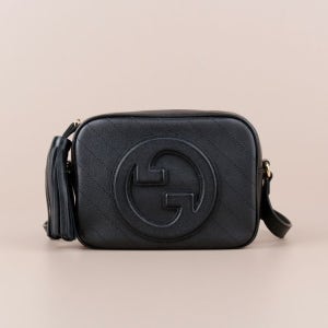 구찌 (국내당일출고) 구찌 블론디 디스코백 여성 크로스백 블랙 742360 1IV0G 1000