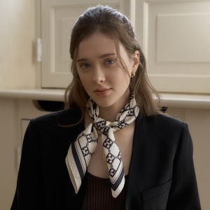 [롯데백화점] 엘르 미니E볼드 실크 미니 스카프 SE241S305 LE1211836309