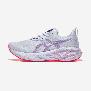 아식스 ASICS 노바블라스트 5 도쿄 맨  1011C139