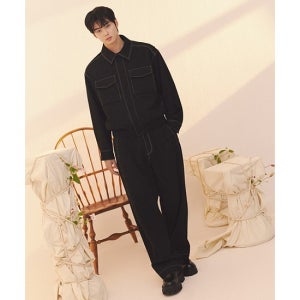 [리버클래시][LIBERCLASSY][25FW][차은우 PICK] LLF23650 블랙 와이드핏 원턱 스티치 밴딩 셋업 팬츠(K1756798493106058NO01)