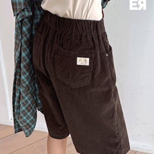 라벨패치 골덴 버뮤다팬츠