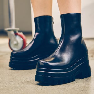 [에스파 닝닝 착용] 레이어 첼시부츠 412546001/412546002 (9cm)