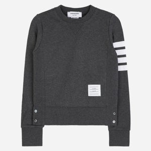 [톰브라운]5F FJT002A 00535 025 여성 클래식 사선 맨투맨 다크그레이