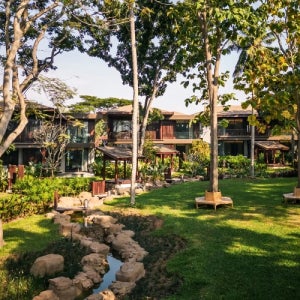 태국 푸껫제외 및 태국연계 공항 킹베드 풀스윗 왕복차량서비스제공 비즈니스항공