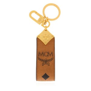 엠시엠 MCM 로고 프린트 키링 MXZESTA03CO0 COGNAC TP943960255 MXZESTA03CO0