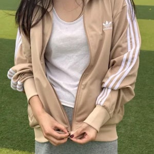아디다스 남녀공용 아디컬러 클래식 파이어버드 트랙탑 집업 자켓 져지 저지 매직 베이지 IY9888 US 사이즈