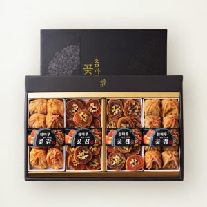 102 [추석선물] 전통방식으로 생산한, 참마루 곶감 호두말이 2호 선물세트 1.4kg(4팩/특품)