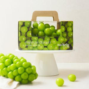 [산지직송] 격이 다른 맛, 선물용 고당도 샤인머스켓 650g / 800g (17Brix/특품)