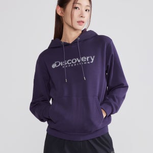 [디스커버리 공식몰] 로고 그래픽 후드티 (다크 퍼플) DXHD21054-PPD