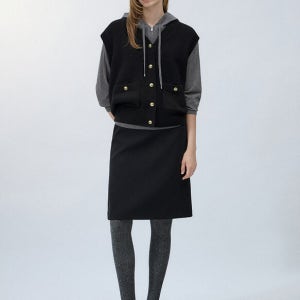 울 버튼 디테일 니트 베스트_TSKVTO82510