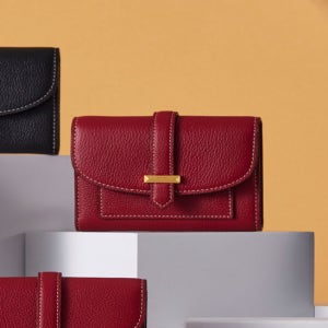 [헤지스 액세서리] [H-BAR] 레드 바장식 가죽 반지갑 HIWA5F271R2