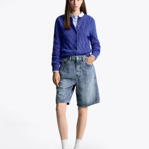 타미힐피거 우먼 [25fw] 소프트 울 케이블 크루넥 가디건 T22F7KCD080WT2C65