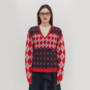 잉크 ■환승연애 김예원 착용■ 브이넥 아가일 니트 탑 - 레드