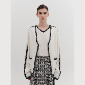 잉크 트위스트 엣지 니트 가디건 - 아이보리