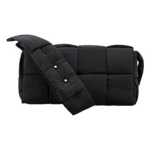 보테가베네타 [명품] 패디드 태크 카세트백 628951 VBO81 8803