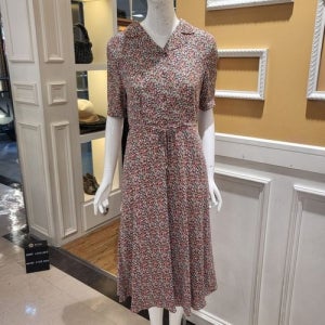 BCBG 비씨비지 여름24 칸 프린트 원피스 B4B4O682P364524039
