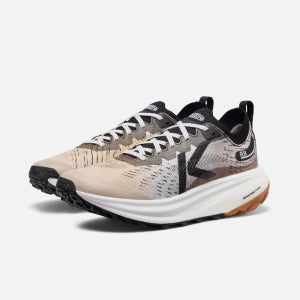 [킨] SEEK 그레이 남성 트레일 러닝화