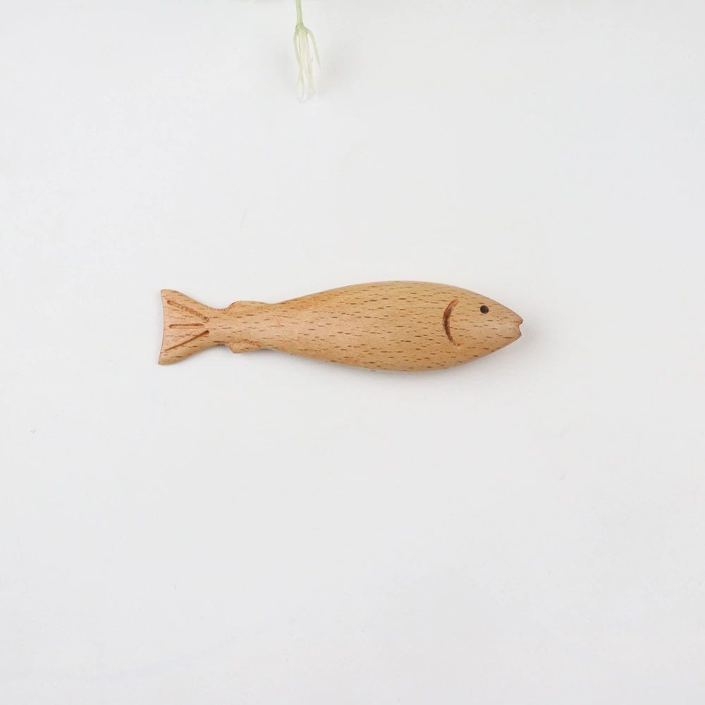 오늘의하루 나무 명태 조각