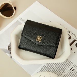 [닥스 액세서리 여성] [스테디셀러] 블랙 DD로고 소가죽 반지갑 WCWA4F386BK