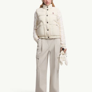 몽클레르 바이즈 다운 베스트 화이트 1A00042 597UI 20N 패딩 조끼 Baise Down gilet 1A00042597UI20N