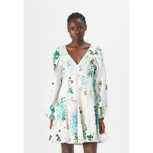 광고 메인 이미지