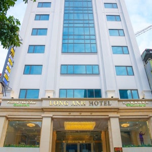 롱 아인 호텔 / 타인호아성 호텔
