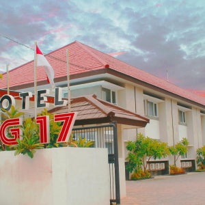 Hotel SG17 / 투반 호텔