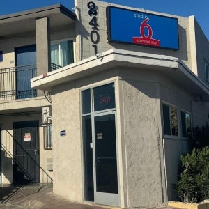 Studio 6 North Las Vegas, NV / 노스 라스베이거스 호텔