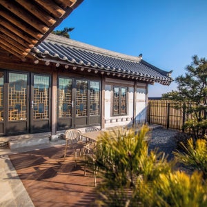 호텔어라이브 태안 탼 한옥비치리조트 / 충청남도 호텔