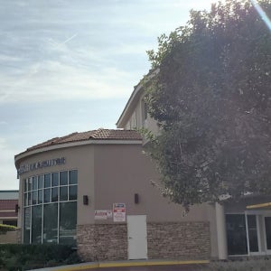 컴포트 인 & 스위트 니어 유니버설 - 노스 헐리우드 - 버뱅크 / 로스앤젤레스 호텔