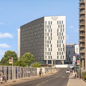 아크 웸블리 / 런던 호텔