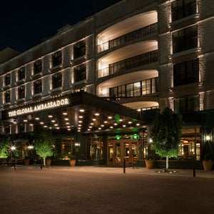 The Global Ambassador / 피닉스 호텔