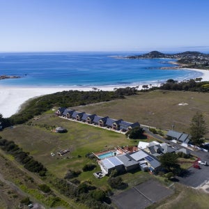 Diamond Island Resort & Penguin viewing