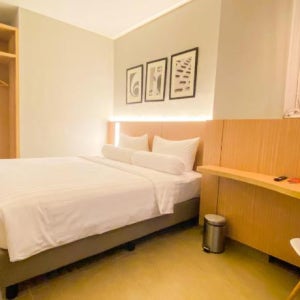 Front One King Hotel Tuban / 투반 호텔