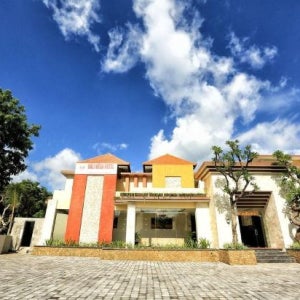 발리 메가 호텔 / 꾸따 세레탄 호텔