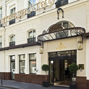 호텔 생페테르스부르 오페라 & 스파 / 파리 호텔