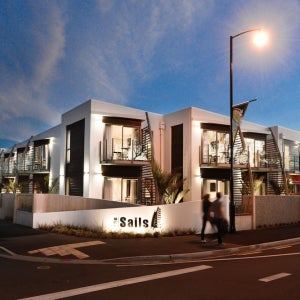 더 세일스 넬슨 / 넬슨 호텔